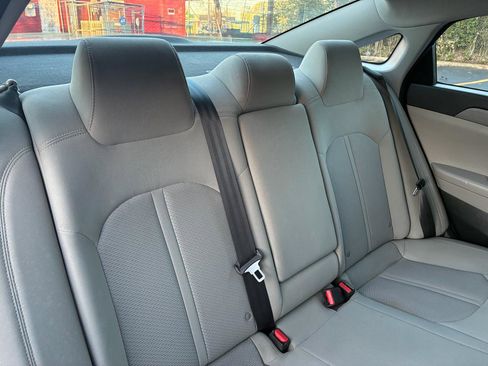 Used 2019 Hyundai Sonata SE FWD image 22