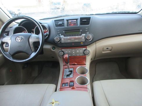 Used 2009 Toyota Highlander Limited image 16