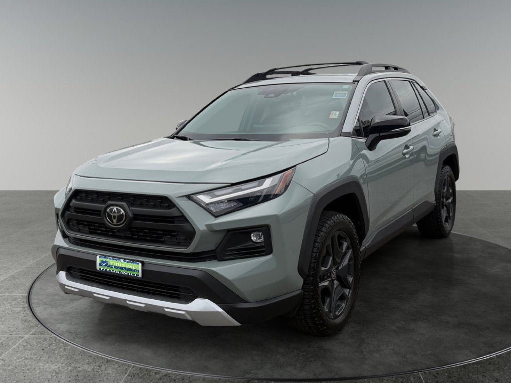 Used 2022 Toyota RAV4 Adventure w/ Convenience Package AWD/4WD image 3