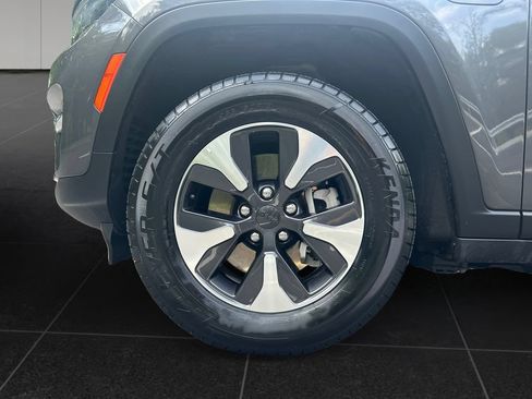 Used 2024 Jeep Grand Cherokee Limited 4xe AWD/4WD image 9