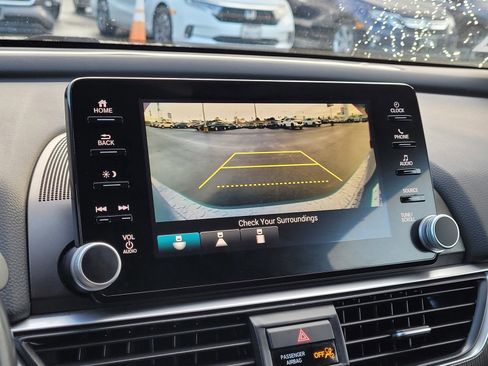 Used 2018 Honda Accord Sport image 24