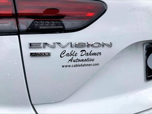 Used 2023 Buick Envision Essence image 28