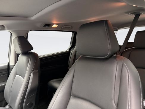 Used 2023 Honda Odyssey EX-L image 9