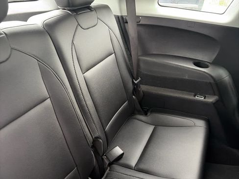 Used 2020 Acura MDX SH-AWD image 19
