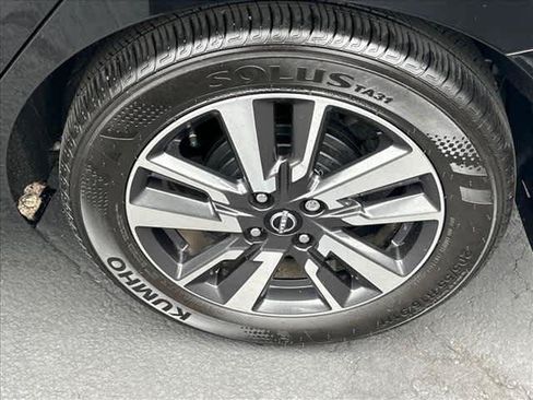 Certified 2025 Nissan Versa S w/ S Plus Package FWD image 24