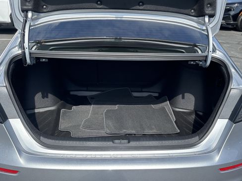 Used 2026 Honda Accord SE image 12