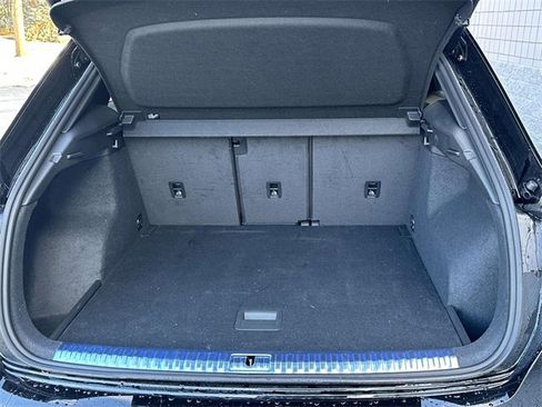 Certified 2025 Audi Q3 2.0T Premium w/ Convenience Package image 14