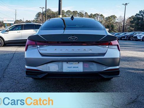 Used 2022 Hyundai Elantra SEL image 14