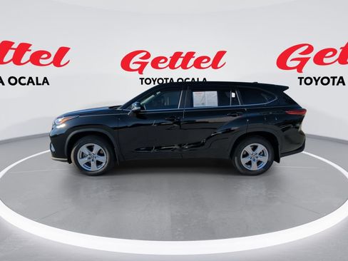 Used 2023 Toyota Highlander L image 5