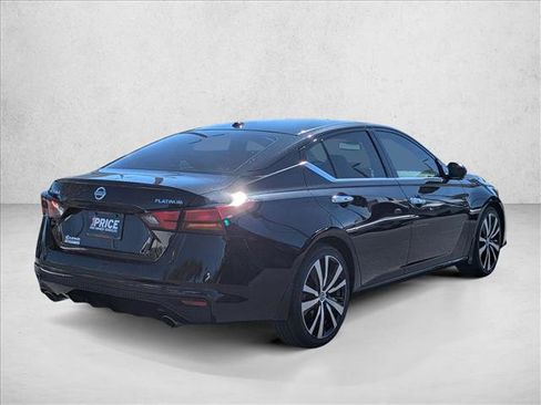 Used 2019 Nissan Altima 2.5 Platinum image 5