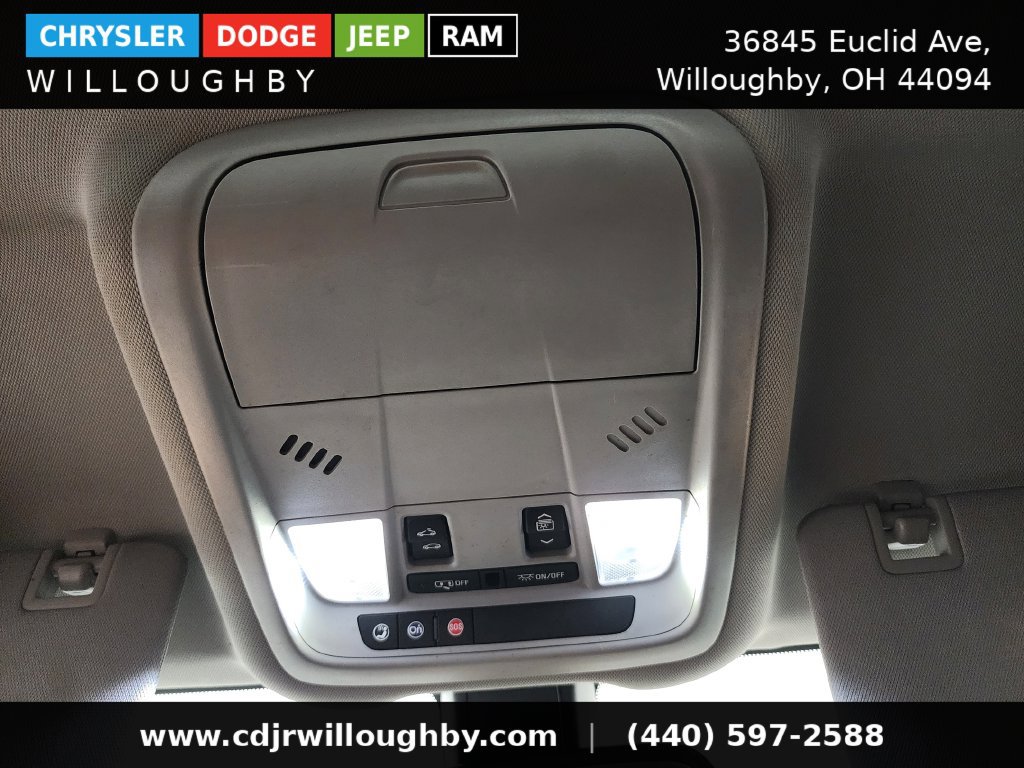 Used 2018 GMC Terrain SLE w/ Driver Convenience Package AWD/4WD image 24