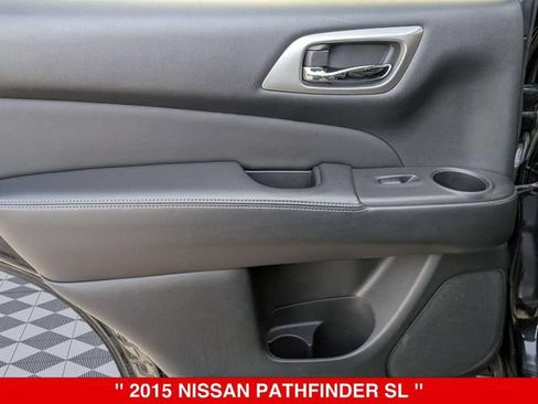 Used 2015 Nissan Pathfinder SL w/ SL Tech Package FWD image 28
