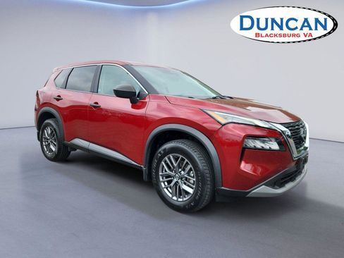 Used 2023 Nissan Rogue S AWD/4WD image 1