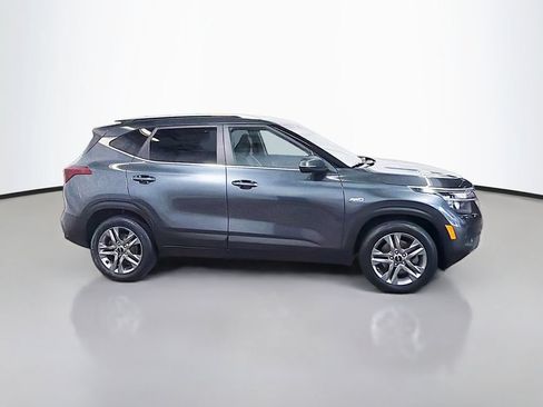 Used 2023 Kia Seltos S AWD/4WD image 10