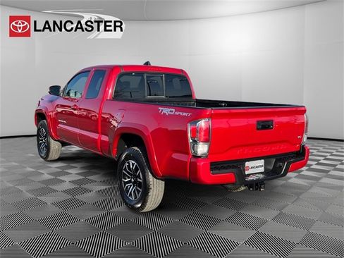 Certified 2022 Toyota Tacoma TRD Sport image 5