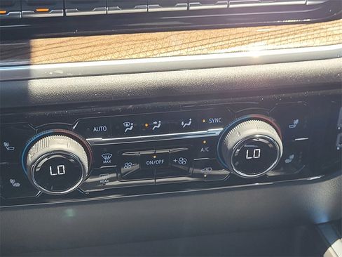 New 2025 Chevrolet Silverado 1500 LT w/ All Star Edition Plus image 18