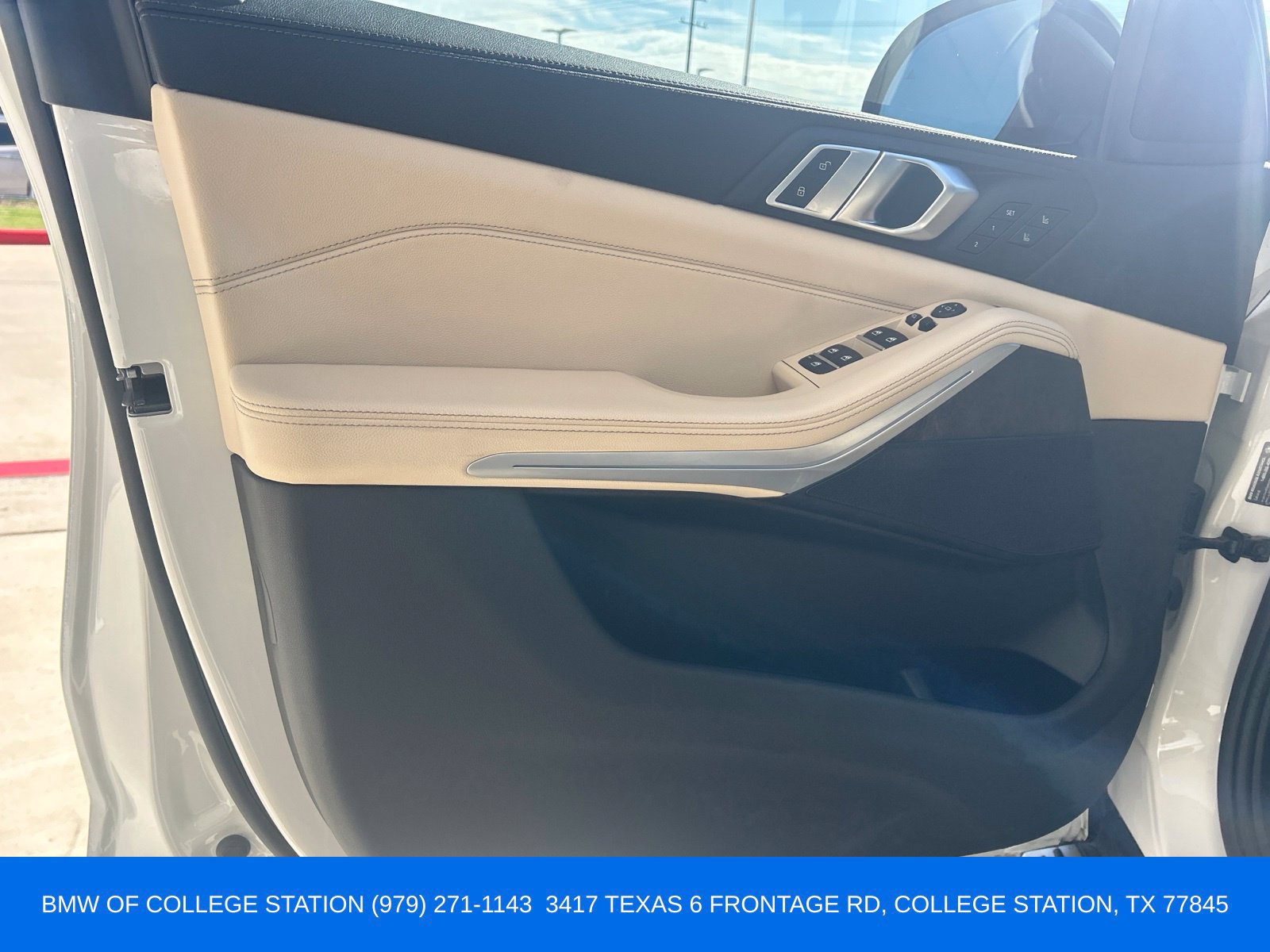 Used 2022 BMW X5 sDrive40i w/ Luxury Seating Package RWD image 7