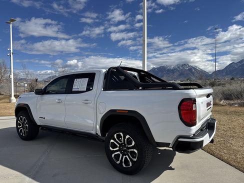 Used 2025 GMC Canyon AT4 w/ Nightfall Edition image 3