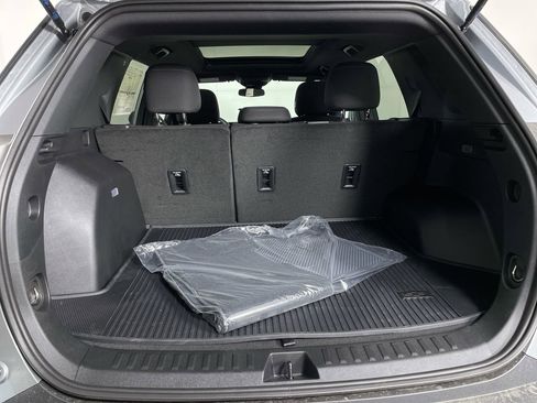 New 2026 Chevrolet Equinox LT w/ Midnight Edition image 84