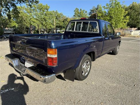 Used 1994 Toyota Pickup DX RWD image 5