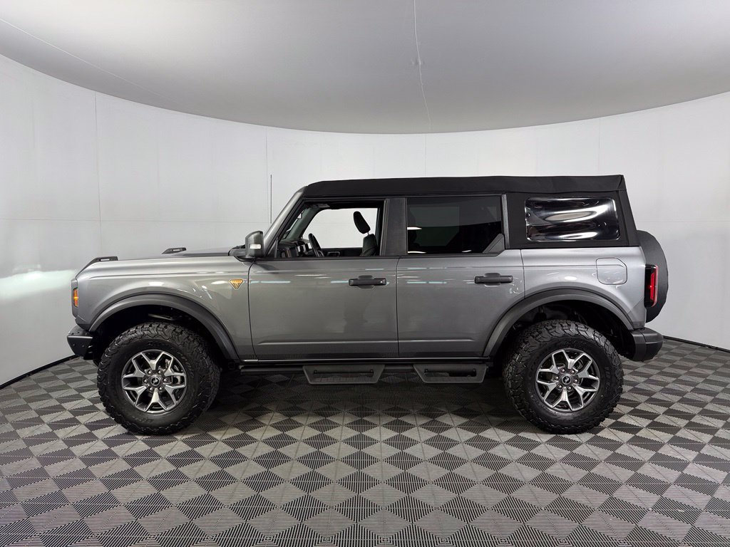 Used 2024 Ford Bronco Badlands AWD/4WD image 11