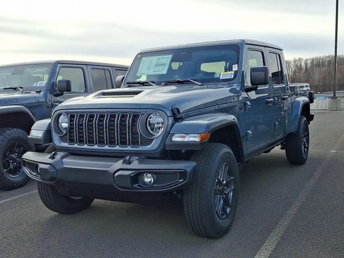 New 2026 Jeep Gladiator Sport image 3