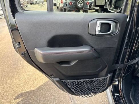 Used 2020 Jeep Gladiator Rubicon AWD/4WD image 16