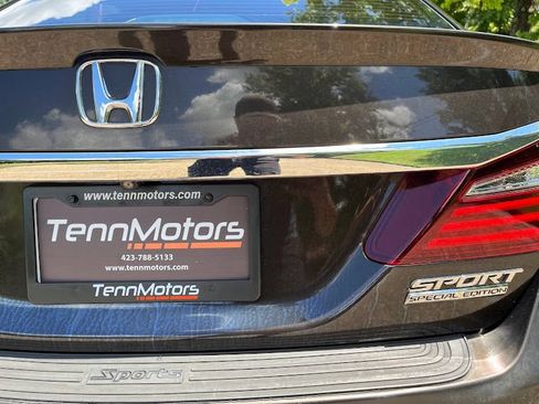 Used 2016 Honda Accord Sport image 41