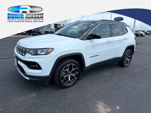 Used 2025 Jeep Compass Limited AWD/4WD image 1