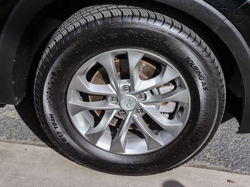 Used 2020 Hyundai Santa Fe SEL image 4