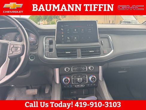 Used 2022 GMC Yukon SLT w/ SLT Luxury Package AWD/4WD image 17