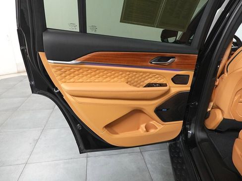 Used 2024 Jeep Grand Cherokee L Summit AWD/4WD image 29