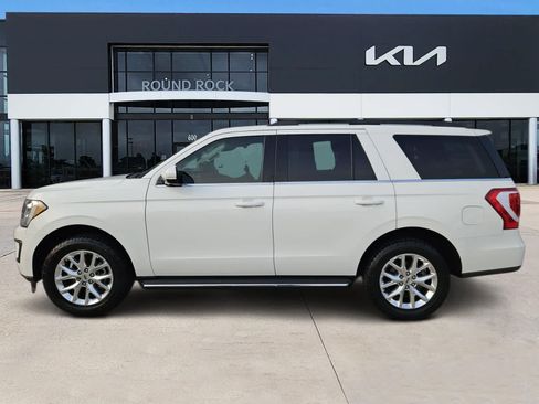 Used 2021 Ford Expedition XLT RWD image 4