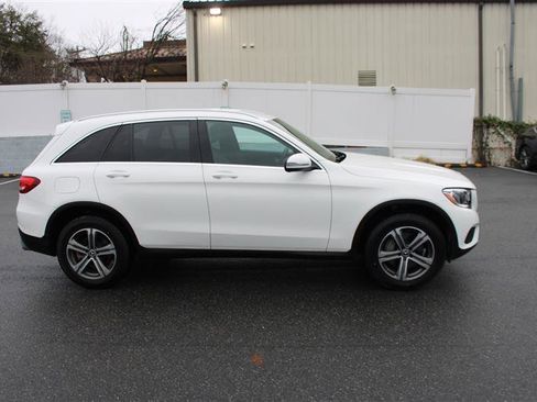 Used 2018 Mercedes-Benz GLC 300 image 10