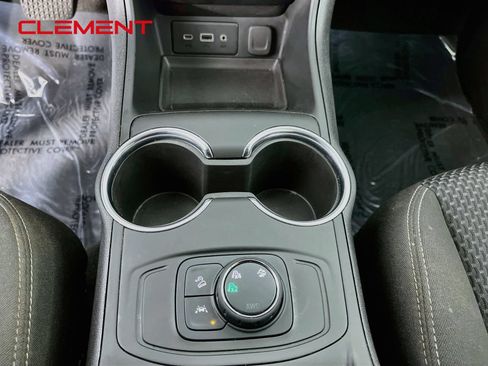 Used 2024 GMC Terrain SLE AWD/4WD image 22