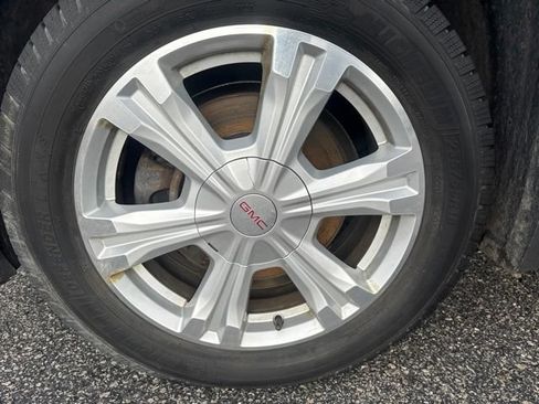 Used 2017 GMC Terrain SLE AWD/4WD image 24