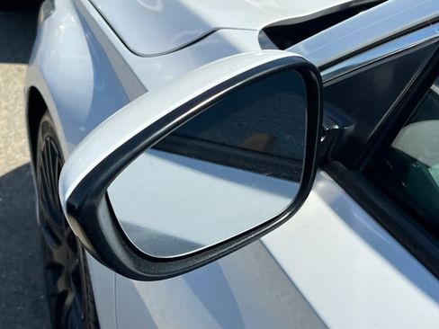 Used 2019 Honda Accord Sport image 8