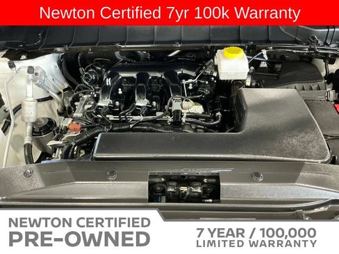 Used 2025 Nissan Pathfinder SV FWD image 44