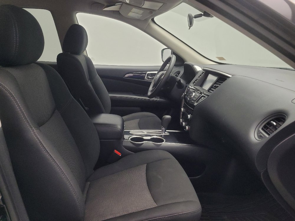 Used 2020 Nissan Pathfinder S FWD image 21