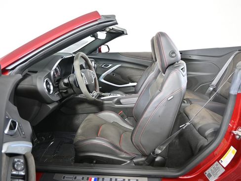 Used 2021 Chevrolet Camaro ZL1 w/ LPO, ZL1 Protection Package RWD image 25
