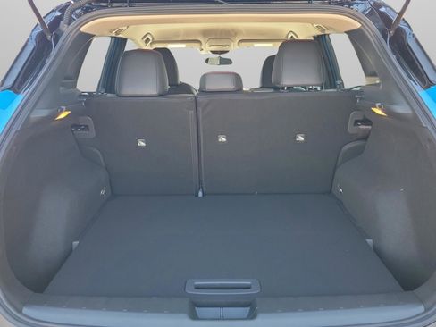 New 2026 Nissan Kicks SR image 10