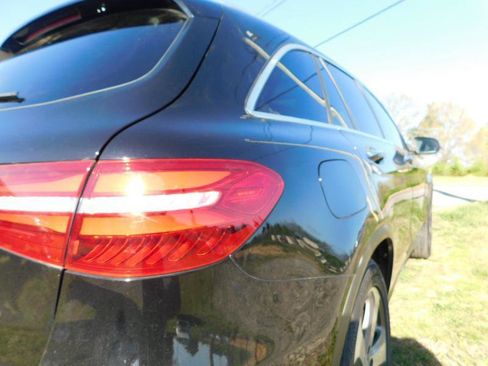 Used 2016 Mercedes-Benz GLC 300 image 37