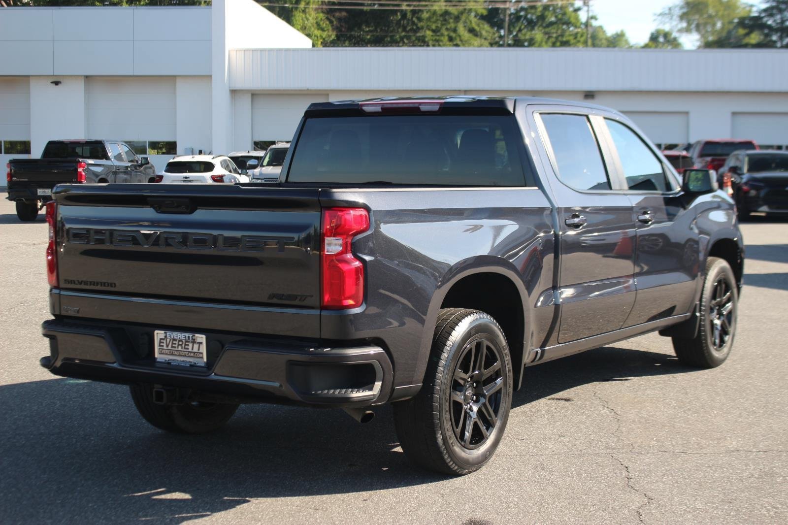 Used 2023 Chevrolet Silverado 1500 RST w/ LPO, Dark Essentials Package AWD/4WD image 7