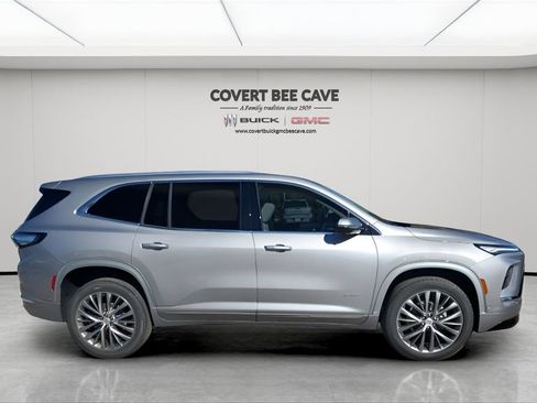 New 2026 Buick Enclave Avenir w/ Super Cruise Package image 11
