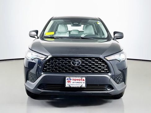 Certified 2024 Toyota Corolla Cross L AWD/4WD image 9