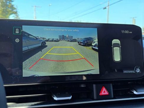 New 2026 Kia Carnival EX FWD image 21