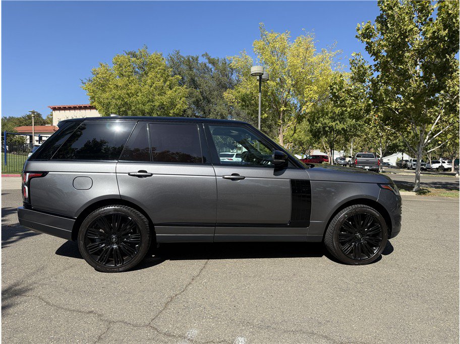 Used 2019 Land Rover Range Rover Supercharged AWD/4WD image 6