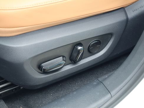 Used 2025 Lexus RX 350 image 34