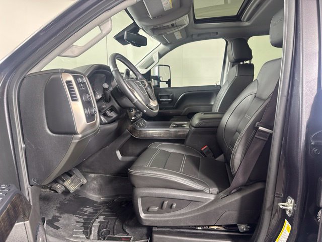Used 2016 GMC Sierra 2500 Denali w/ Driver Alert Package AWD/4WD image 11