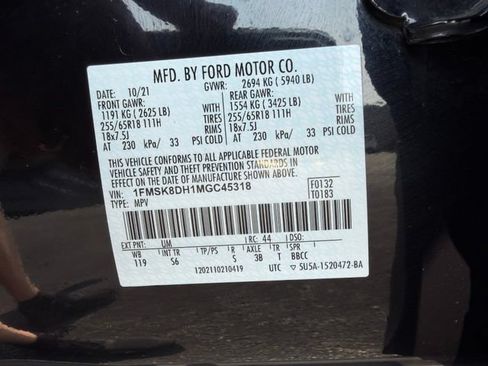 Used 2021 Ford Explorer XLT w/ Equipment Group 202A AWD/4WD image 50
